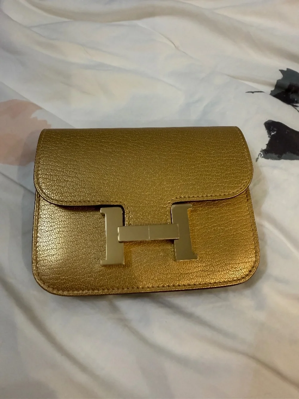 Hermès Constance Slim Wallet Dore Chevre Chamkilight Permabrass Hardware